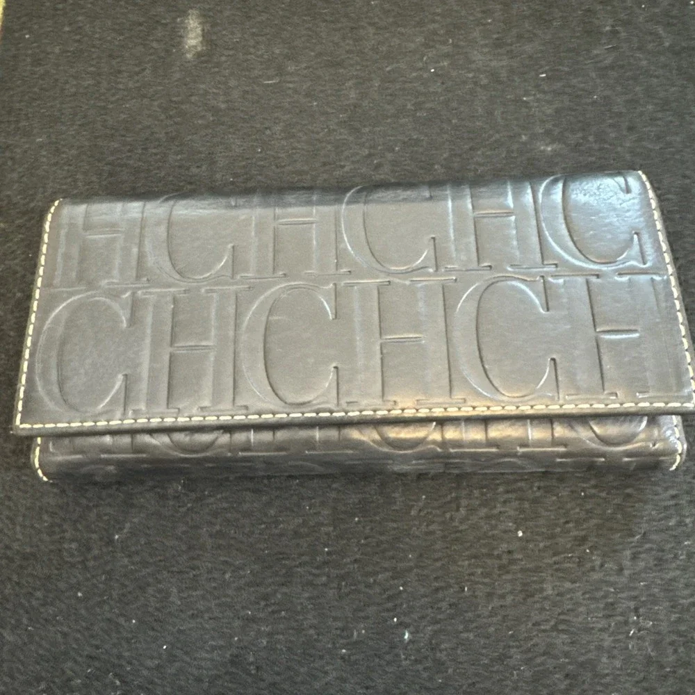 CH Carolina Herrera Leather Trifold  Wallet with Removable Coin Purse Continenta